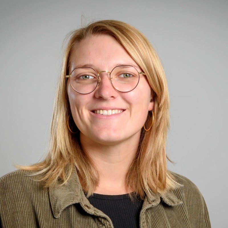 Portrait de Lisa Paulic - Biographe